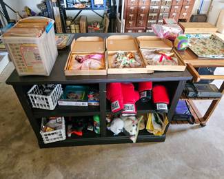 Vintage and new toys, Nintendo, comic books