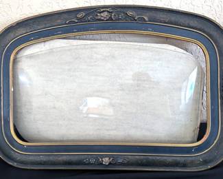 Antique frame with rounded (bubble) glass insert