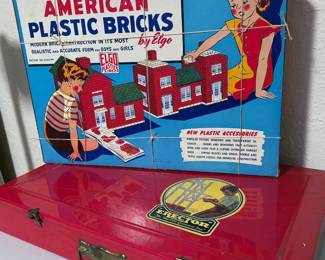 American plastic bricks, Erector set