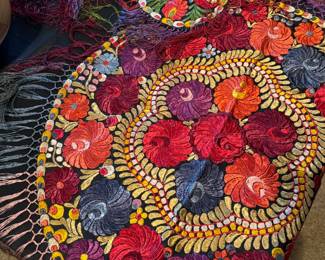 Decorative European table coverings