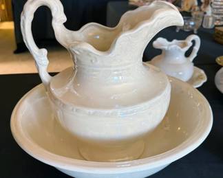 Ceramic pitcher + wash basin