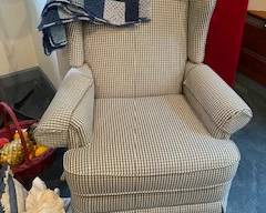 Rocker recliner