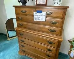 Part of 5 pc bedroom set