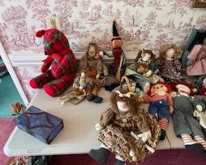 Teddy bears, dolls, Raggedy Ann & Andy