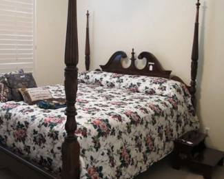 King size rice carved four poster bed