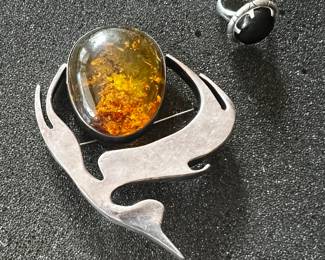 Modernist bird shaped pendant/pin