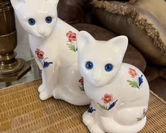 VINTAGE HAND PAINTED FLORAL ELPA ALCOBACA CAT FIGURINES. PORCELAIN