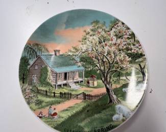 VINTAGE COLLECTIBLE PLATE