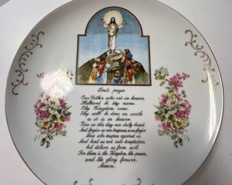 VINTAGE COLLECTIBLE PLATE