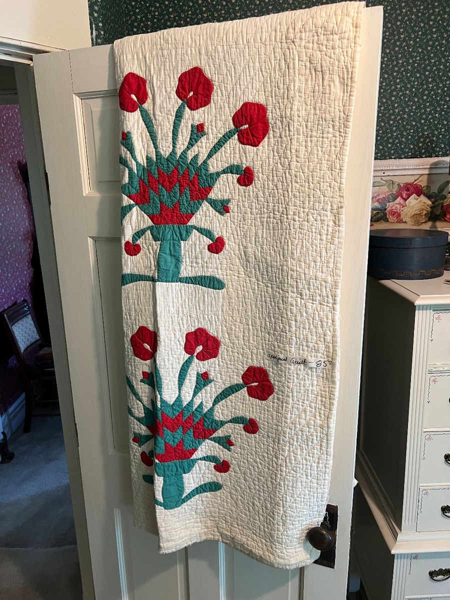 1/2 PRICE SAT 91 Raymore Primitive Farmhouse... starts on 5/3/2024