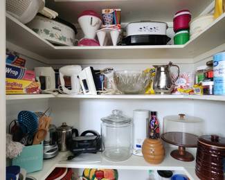 This is the pantry - Its packed!