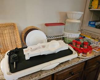 Small kitchen appliances