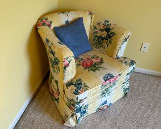 Occasional chair floral