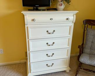 Dresser by Lexington "Country Cottage"