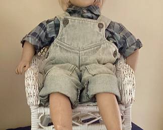 Barefoot Children doll : Bastian