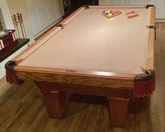 Olhausen pool table