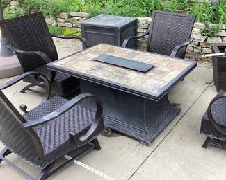 Patio fire table