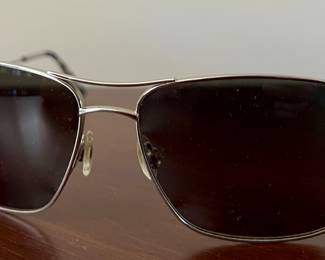 (2) Maui Jim Sunglasses