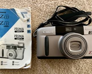 Canon Z135 Camera