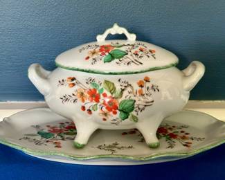 Covered Serving Dish with Underplate