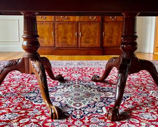 double pedestal detail