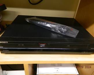 Sony DVD/VCR combo