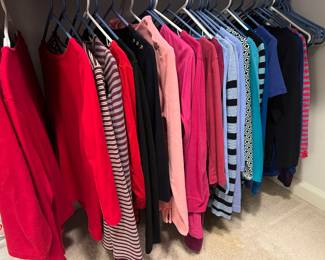 CLOSET FULL OF CLOTHING MUCH OF IT FROM TALBOTS 6P/8P/XS/S