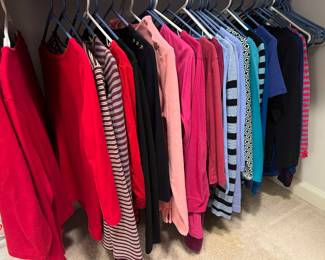 CLOSET FULL OF CLOTHING MUCH OF IT FROM TALBOTS 6P/8P/XS/S