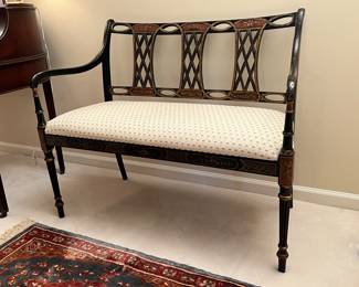 LOVELY VINTAGE CHINOISERIE SETTEE
