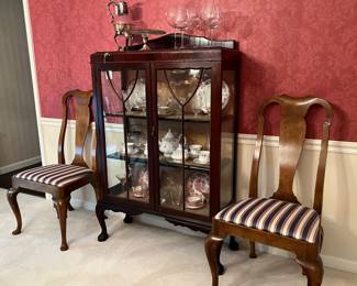 BEAUTIFUL ANTIQUE DISPLAY CASE AND EXTRA DINING CHAIRS