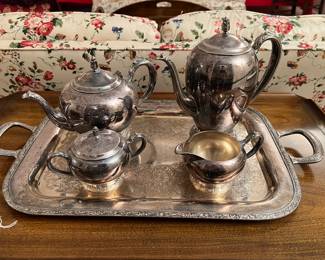 LOVELY 5 PIECE TEA SERVICE