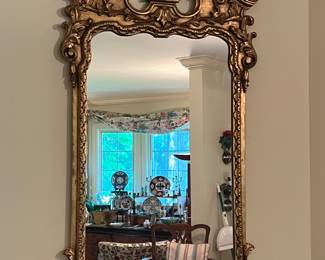 Lovely, vintage gilt decorator mirror