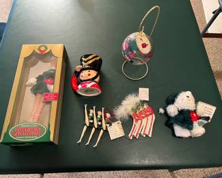 New York Radio City Items