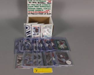 8:Group lot of sports cards