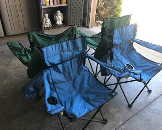 Folding lawn chairs