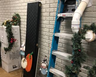 Werner 6' fiberglass ladder