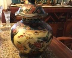 vase with lid