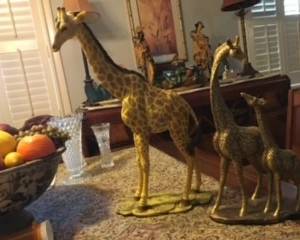 giraffe  figurines