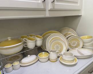 Franciscan Stoneware Hacienda Gold