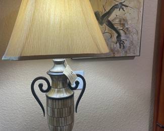 Gorgeous Uttermost Lamp new with tags 