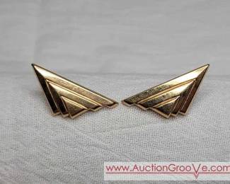 16 14K Gold Earrings