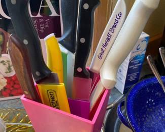 Assortment of Kitchen Knives