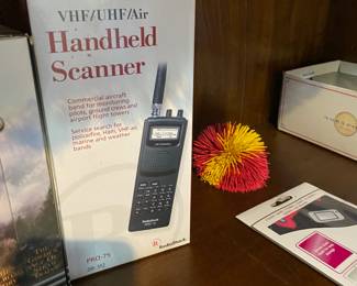 Radio Shack PRO-75 Portable Scanner