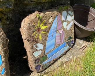 Broken Glass Mosaic Stone