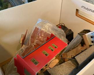 Model Train Parts & Accessories
