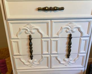 5 Drawer White Farmhouse Style Dresser