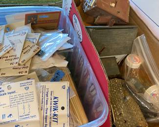 Model Train Parts & Accessories
