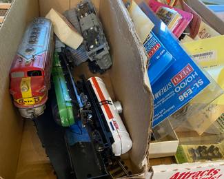 Model Train Parts & Accessories
