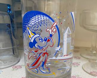 1996 Walt Disney "Mickey Mouse" World 25th Anniversary McDonald's Glass 