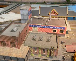 Model Train Parts & Accessories
